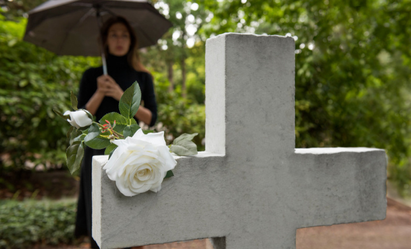 Dia de Finados: Origem, tradições e planos funerários